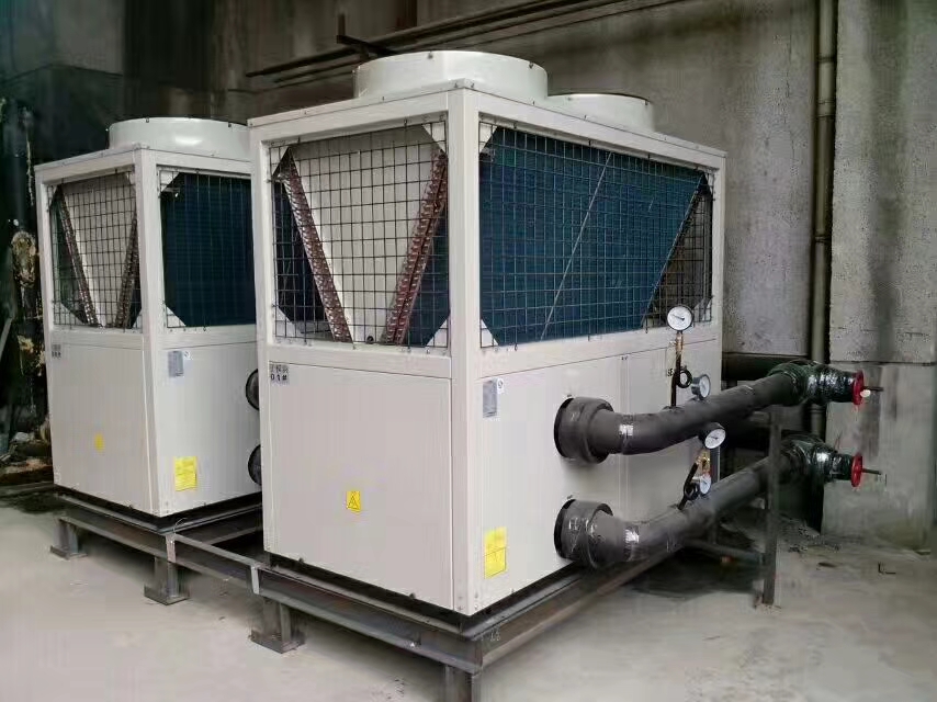 風冷模塊冷熱水機組工作原理(圖1) 風冷模塊冷熱水機組工作原理(圖1)